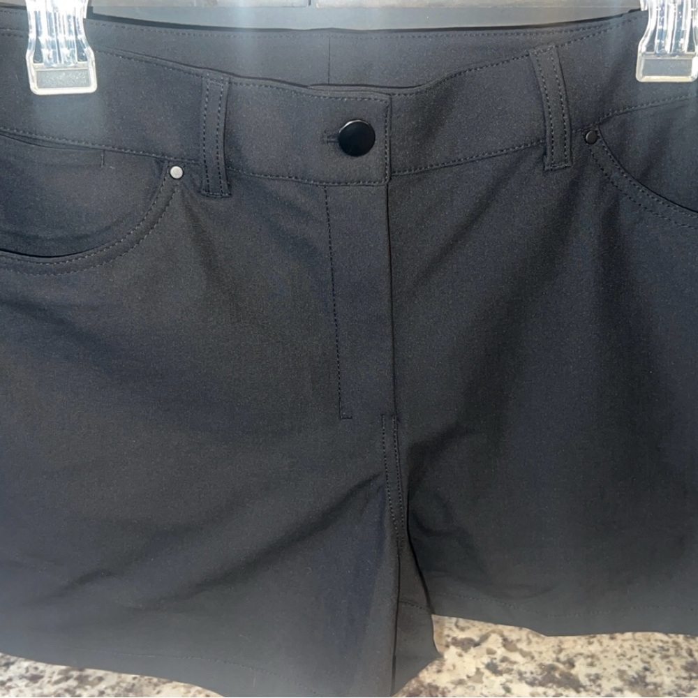 NWT Lululemon sz 10 black City Sleek 4 in shorts 5 pockets